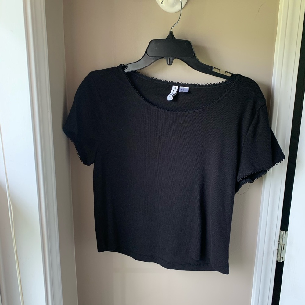 Lace-Trimmed Black Cropped Top
